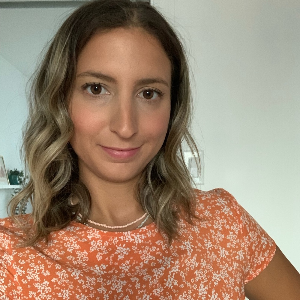 Meet your Posher, Debbie
